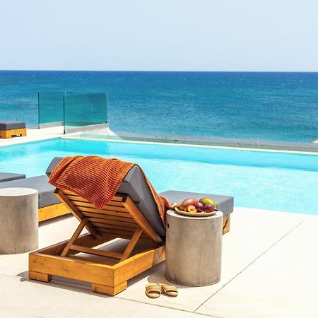 Villa Seven ลาคาเนีย ภายนอก รูปภาพ