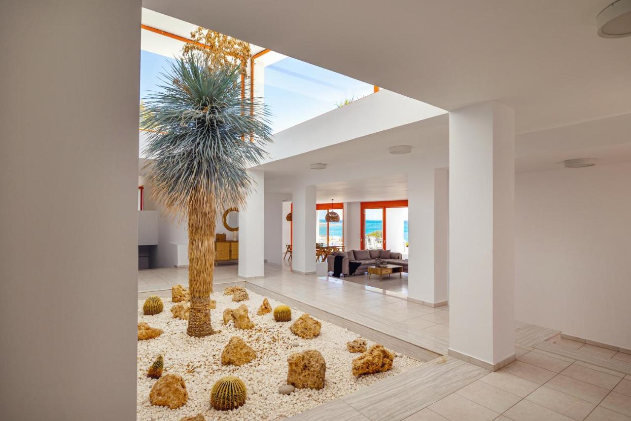 Villa Seven ลาคาเนีย ภายนอก รูปภาพ