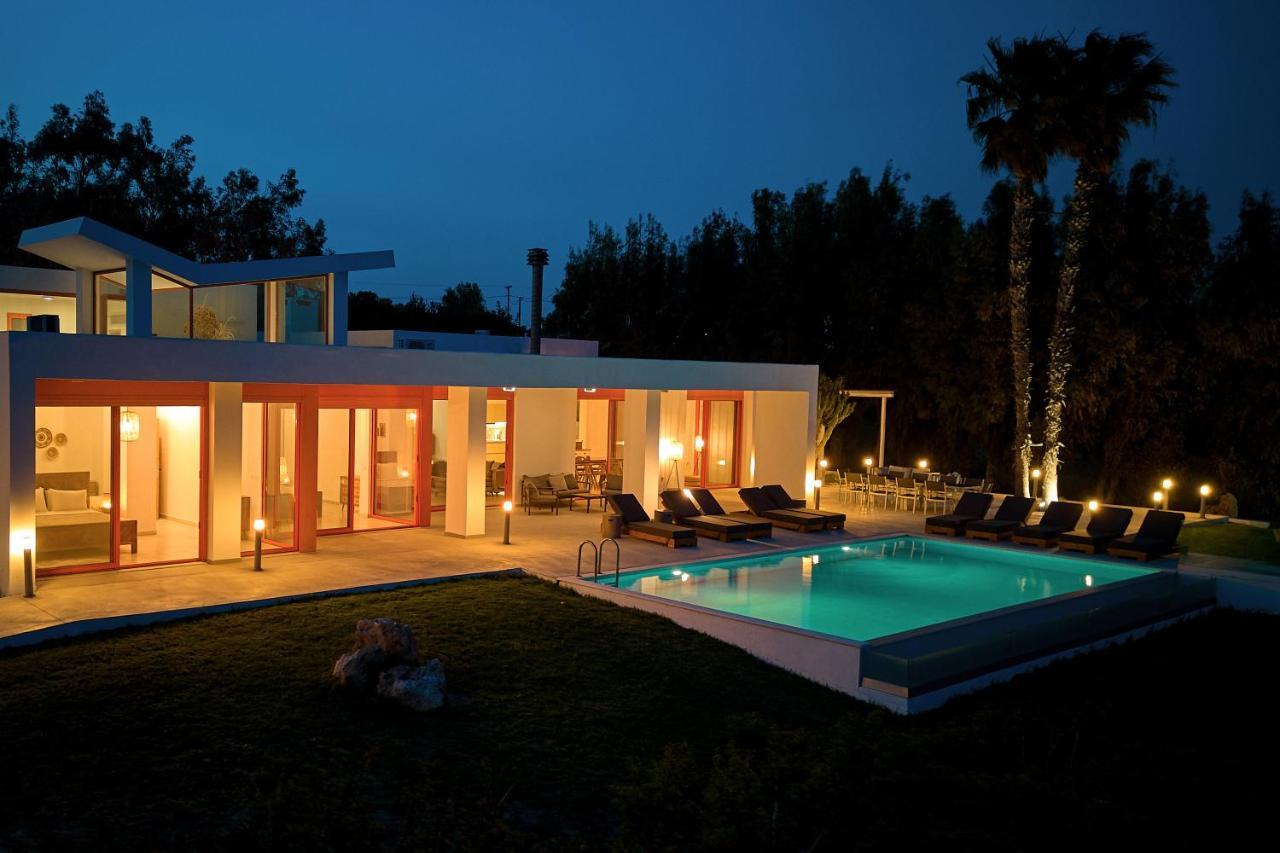 Villa Seven ลาคาเนีย ภายนอก รูปภาพ